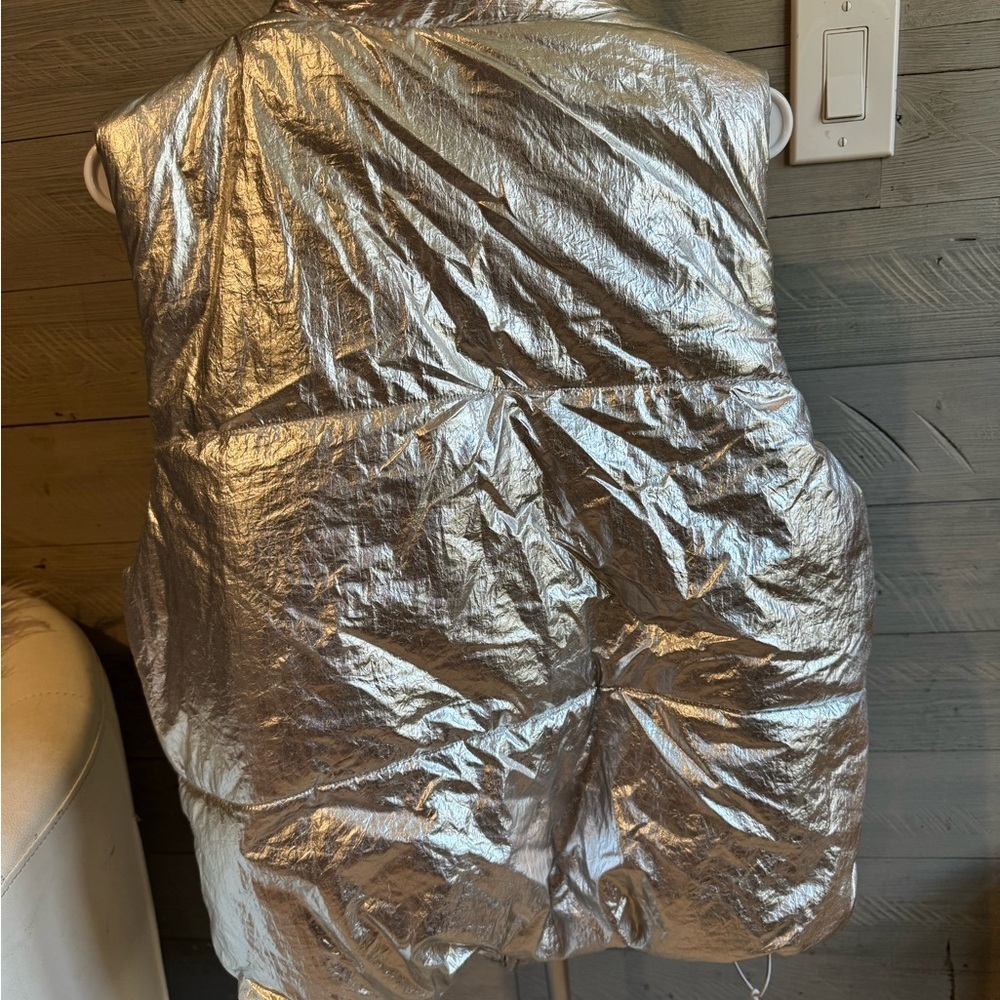 A New Day Shiny Silver Puffer Vest - Picture 4 of 6